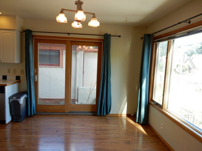 More Photos Of 2165 NE Multnomah St, Portland Apartments For Sale