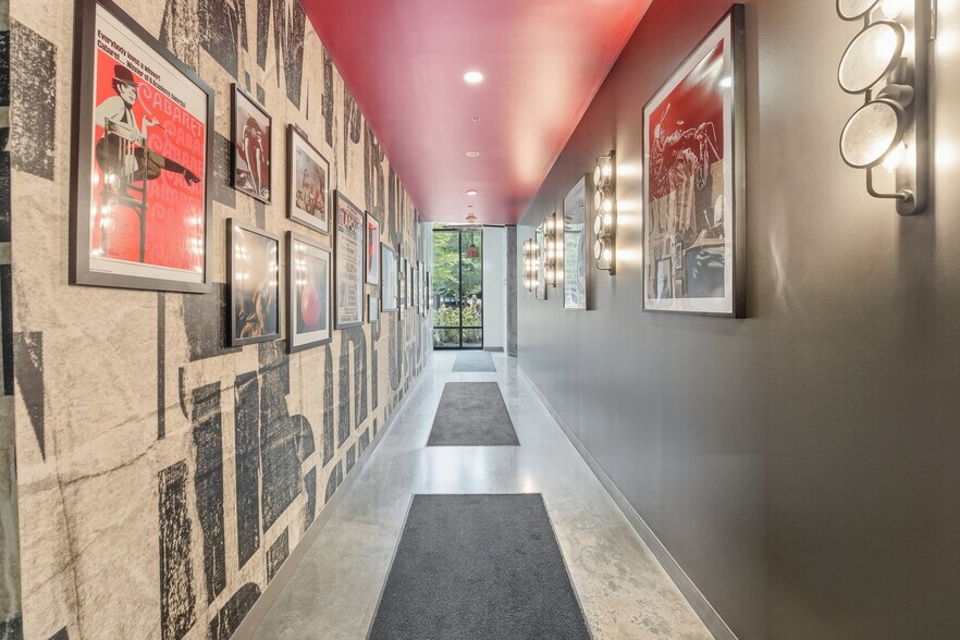 More Photos Of 555 S Mangum St, Durham Office For Lease