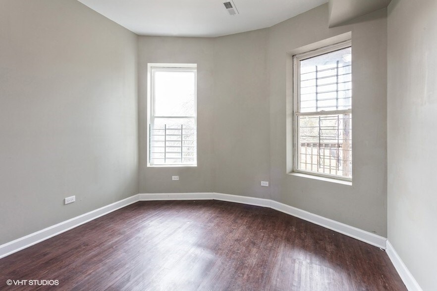 More Photos Of 7220 S Harvard Ave, Chicago Apartments For Sale