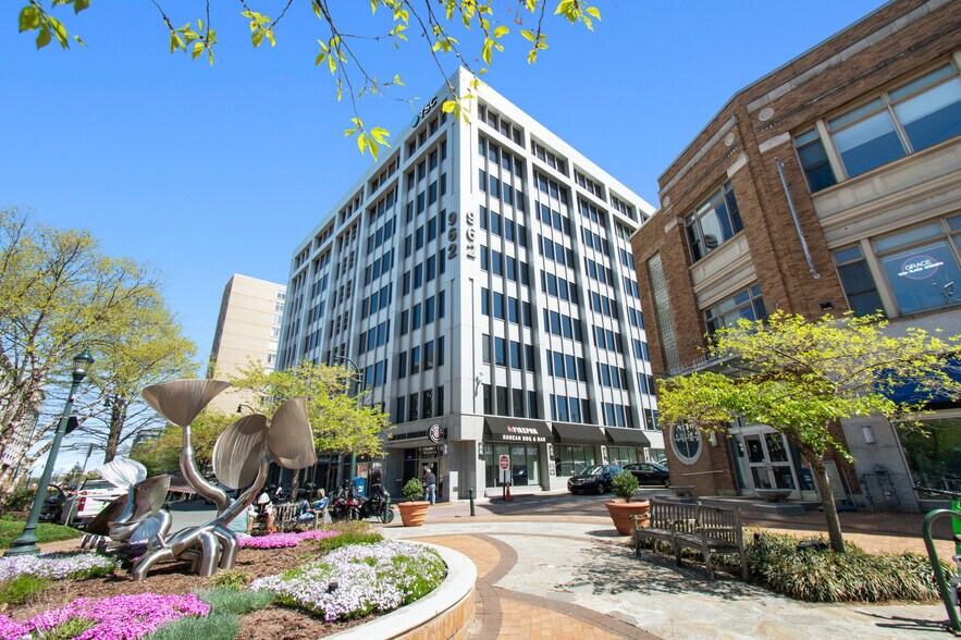 More Photos Of 962 Wayne Ave, Silver Spring Office For Lease