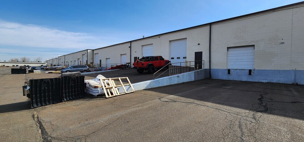 More Photos Of 29 Kripes Rd, East Granby Light Manufacturing For Lease