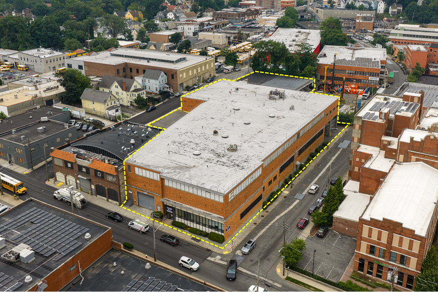 Primary Photo Of 120 S Columbus Ave, Mount Vernon Warehouse For Sale