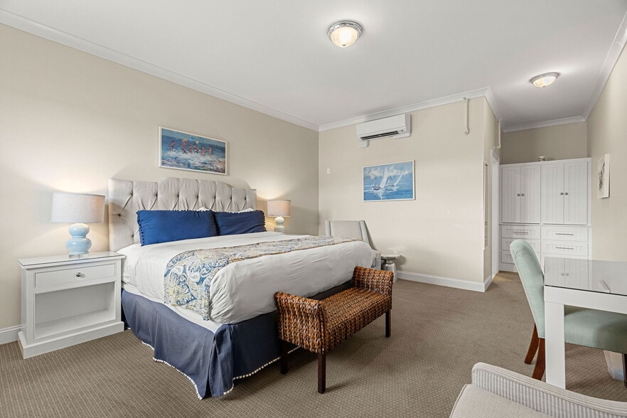 More Photos Of 175 Bridge Rd, Salisbury Hotel For Sale