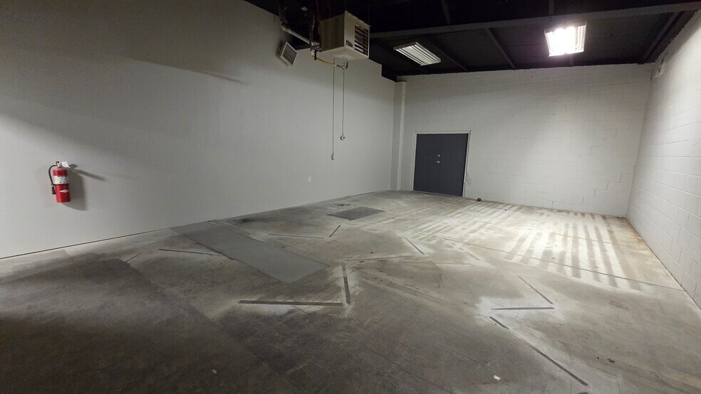 More Photos Of 180 W Main St, Rigby Industrial For Lease