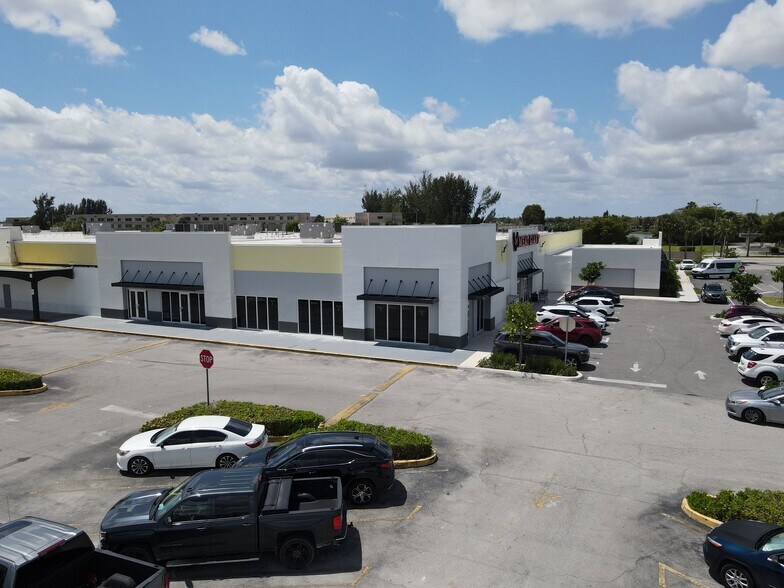 More Photos Of 27455 S Dixie Hwy, Homestead Storefront For Sale