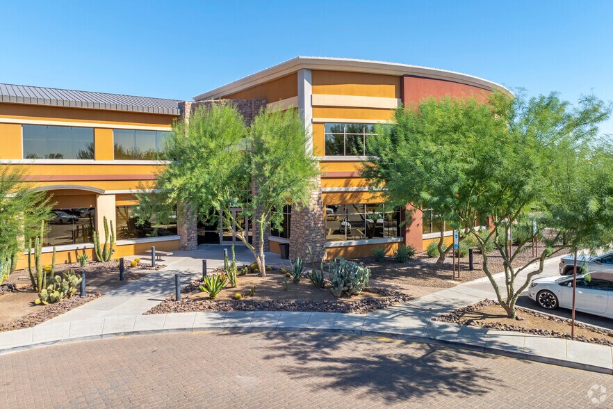 More Photos Of 9375 E Shea Blvd, Scottsdale Coworking Space
