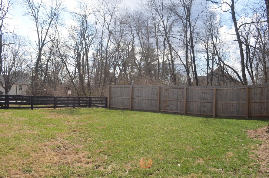 More Photos Of tazwell drive, Louisville Multifamily For Sale