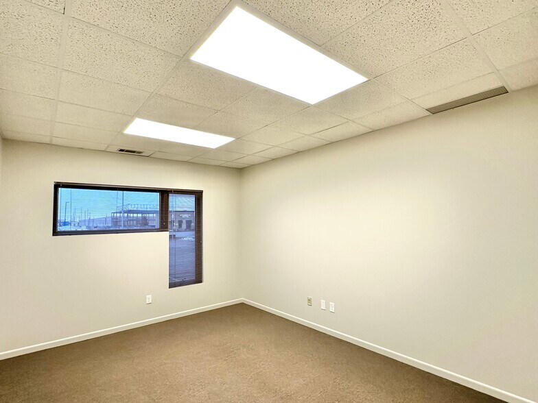 More Photos Of 9245 Calumet Ave, Munster Office For Lease