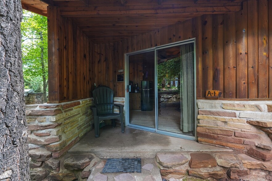 More Photos Of 1355 E Christopher Creek Loop, Payson Hotel For Sale
