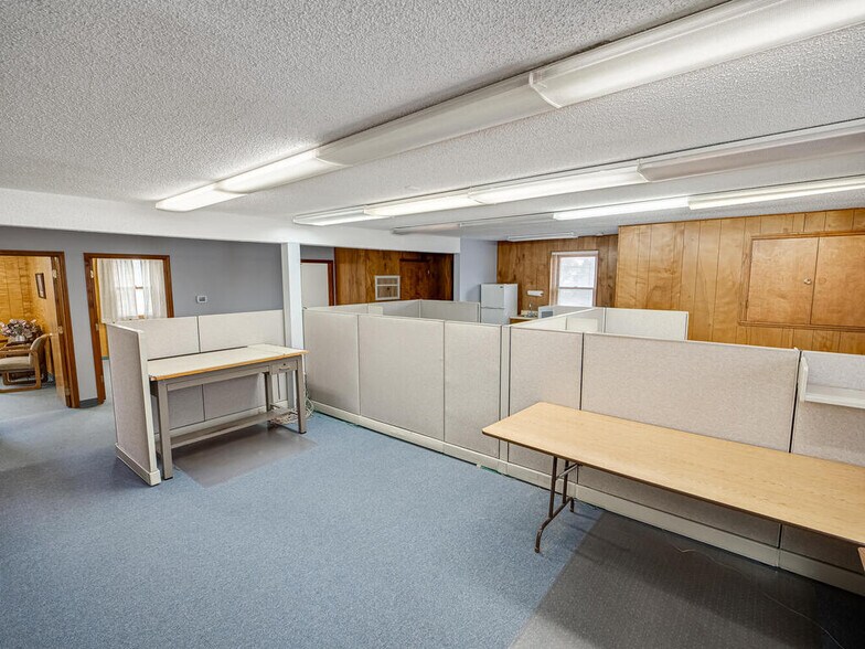 More Photos Of 10100 Morgan Ave S, Bloomington Office For Sale