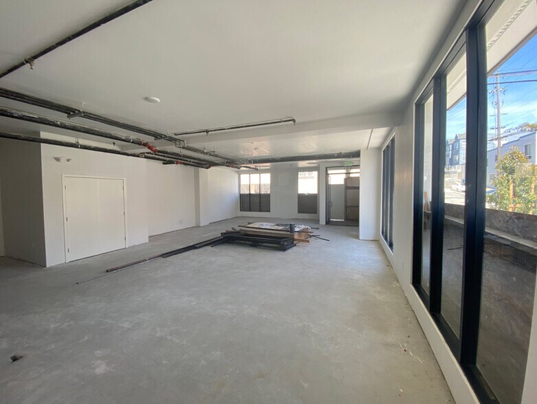 More Photos Of 701 Taraval St, San Francisco Storefront Retail Office For Lease