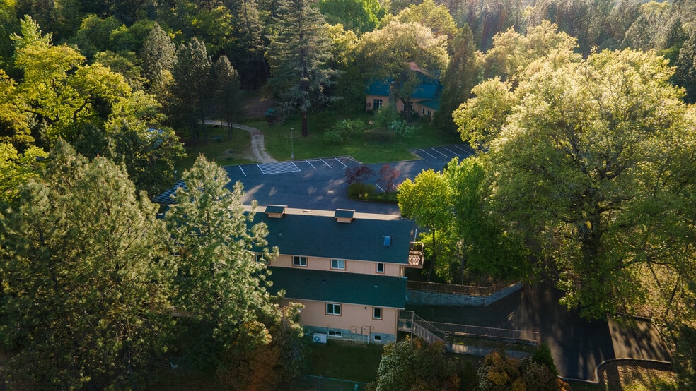 More Photos Of 459 Galice Rd, Merlin Religious Facility For Sale