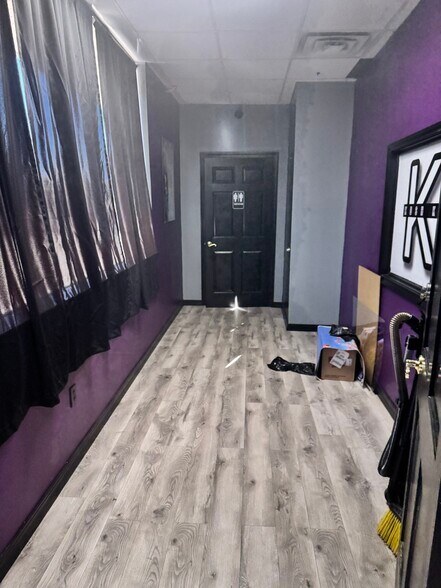 More Photos Of 902 W Panola St, Carthage Freestanding For Lease