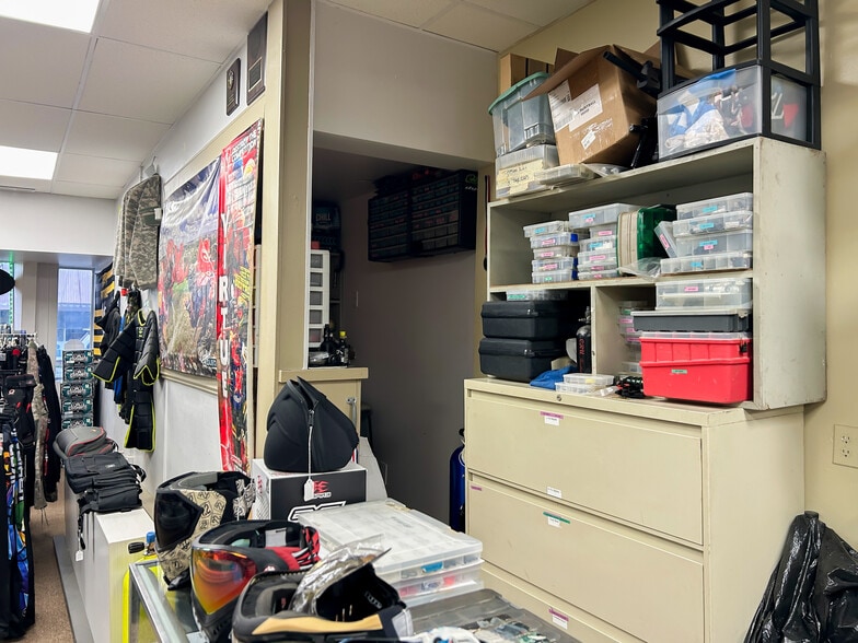 More Photos Of 718 E Mount Morris Rd, Mount Morris Storefront Retail Residential For Sale