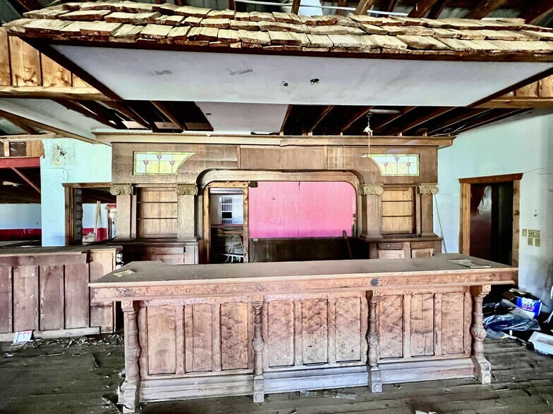 More Photos Of 17662 US 87 Hwy, Fredericksburg Flex For Sale