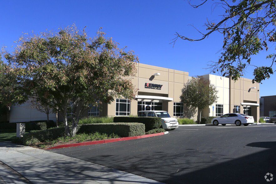 More Photos Of 1020 Northgate St, Riverside Distribution For Lease