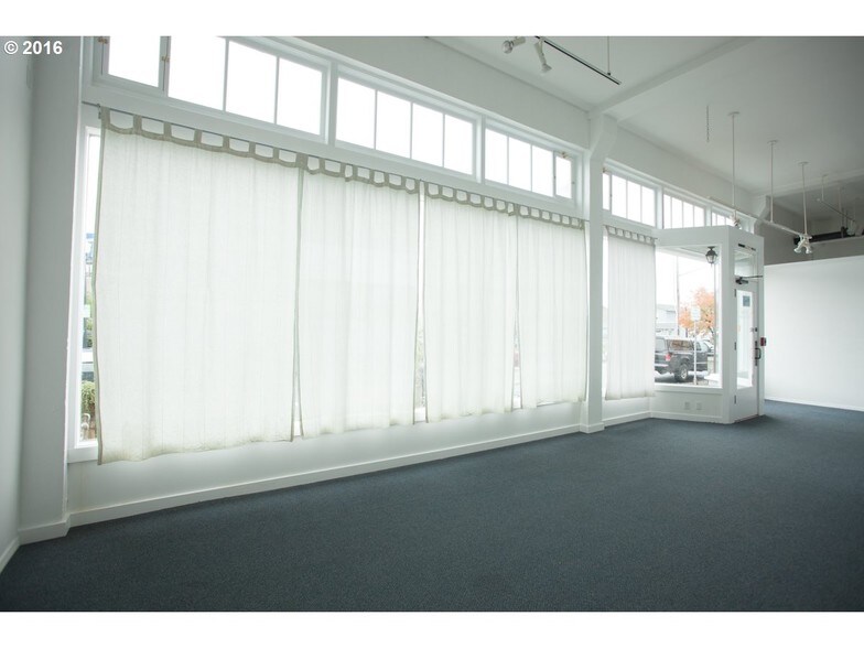 More Photos Of 1044 Marine Dr, Astoria Restaurant For Sale