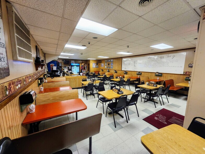 More Photos Of 800 3rd St, Moundsville Restaurant For Sale