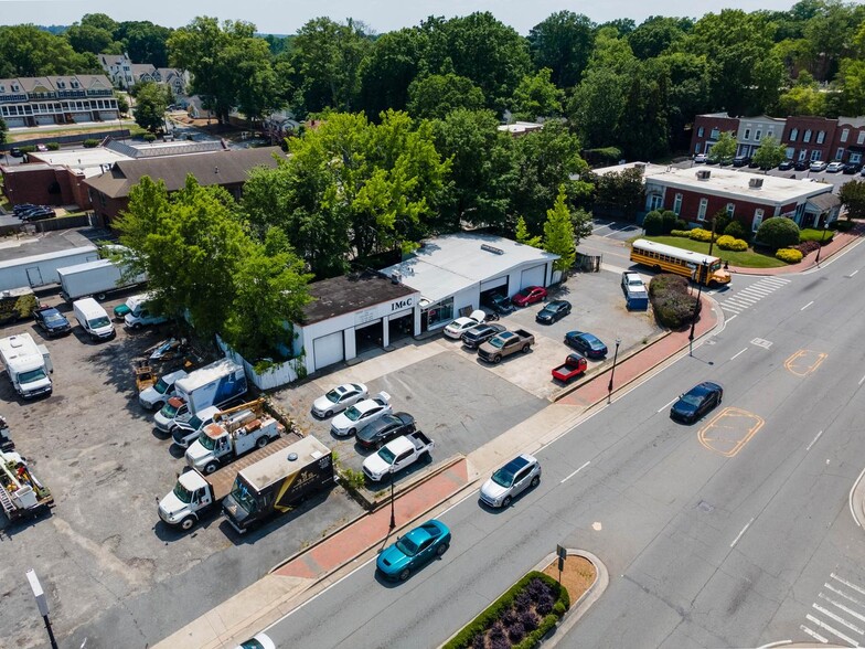 More Photos Of 522 NE Roswell St, Marietta Auto Repair For Sale