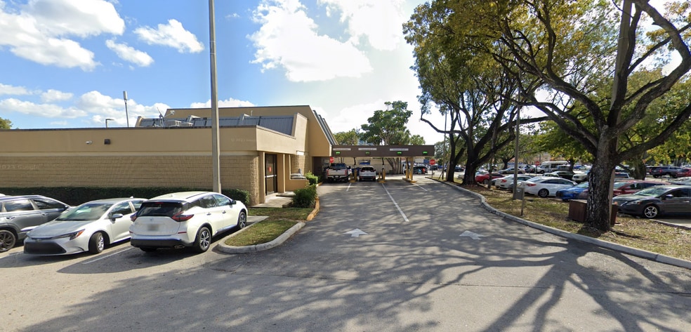 More Photos Of 10781 W Flagler St, Miami Bank For Sale
