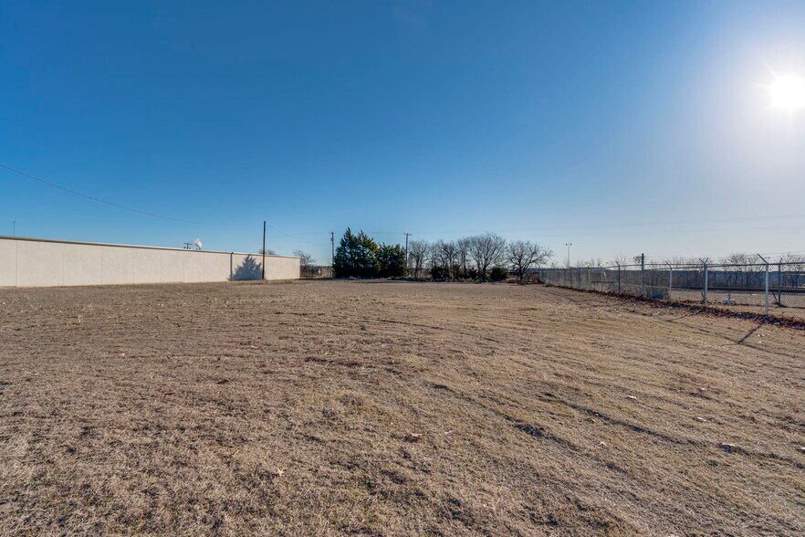 More Photos Of 1604 N Highway 67, Midlothian Land For Sale