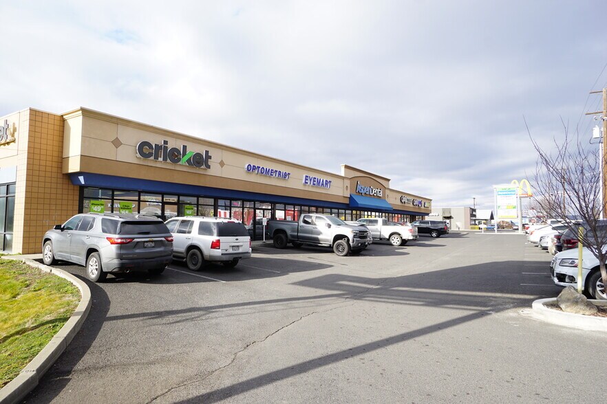 More Photos Of 2402 S 1st St, Yakima Unknown For Lease