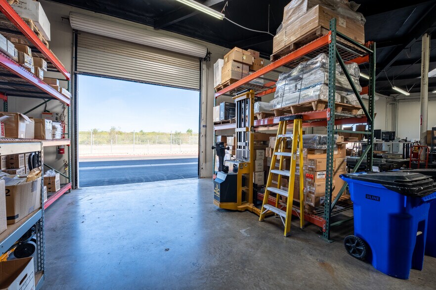 More Photos Of 13765 Alton Pky, Irvine Research And Development For Lease