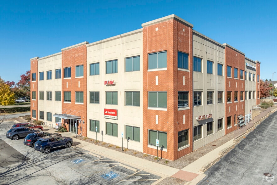 More Photos Of 2272 95th St, Naperville Office For Sale