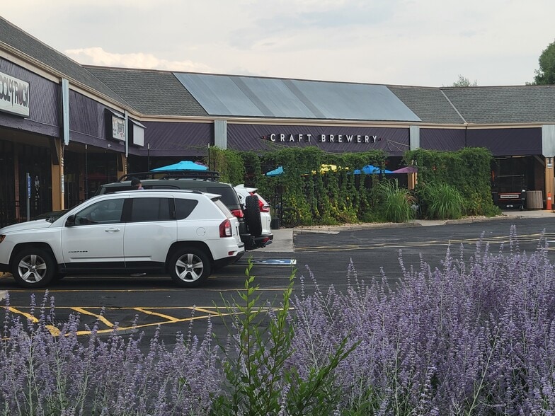 More Photos Of 5950 S Platte Canyon Rd, Littleton Unknown For Lease