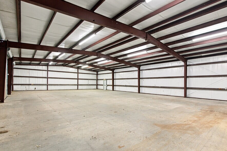 More Photos Of 512 Hartman Rd, Victoria Warehouse For Sale