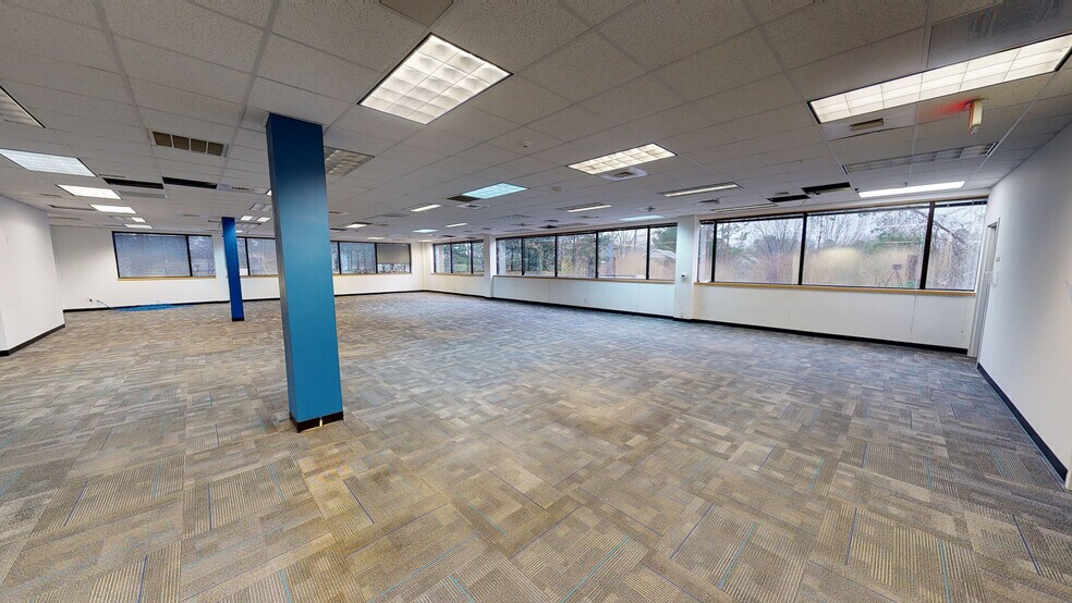 More Photos Of 7001 Pinecrest Rd, Raleigh Office For Lease