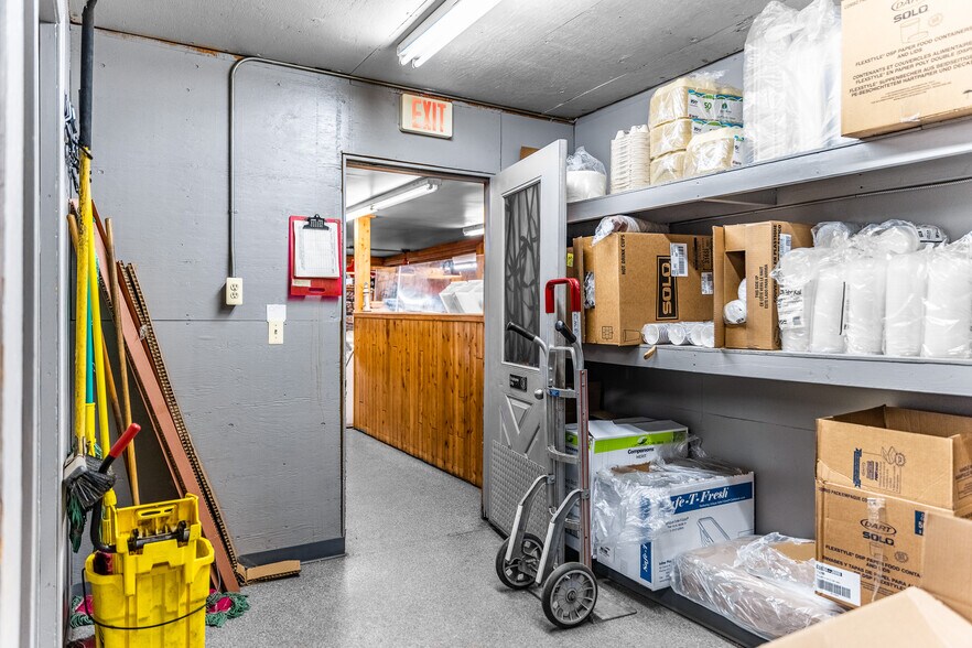 More Photos Of 110 Downeast Hwy, Ellsworth Convenience Store For Sale