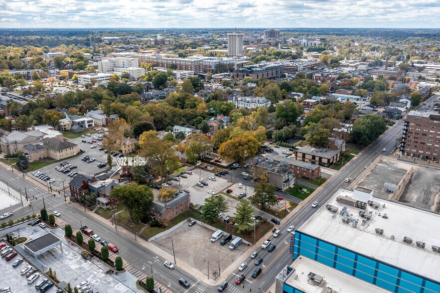 More Photos Of 302 W High St, Lexington Office Residential For Sale