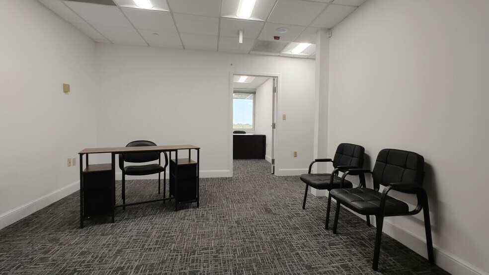 More Photos Of 210 N University Dr, Coral Springs Office For Lease