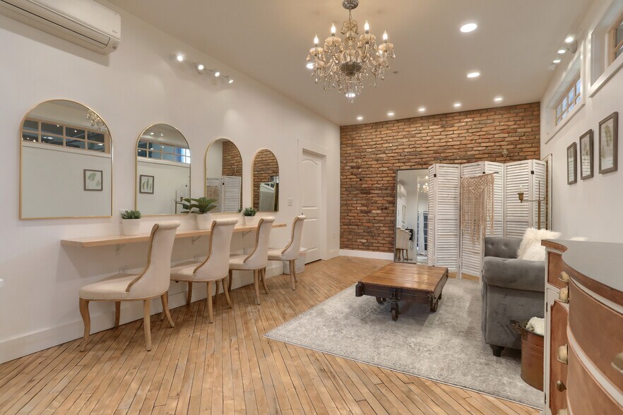 More Photos Of 124 N. 5th Street, Lebanon Warehouse For Sale