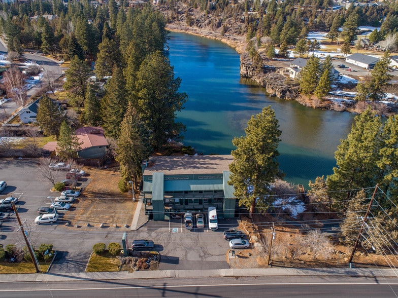 More Photos Of 2445 NE Division St, Bend Loft Creative Space For Lease