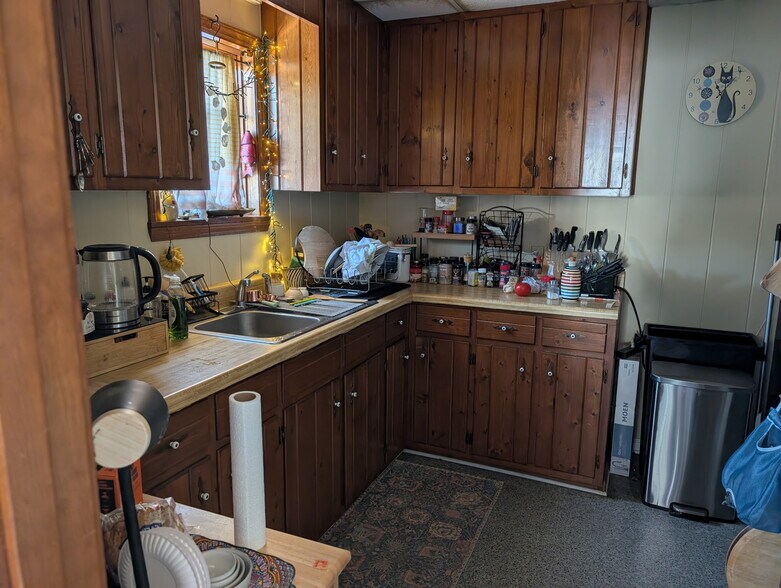 More Photos Of 11 Bell Ave, Denton Flex For Sale