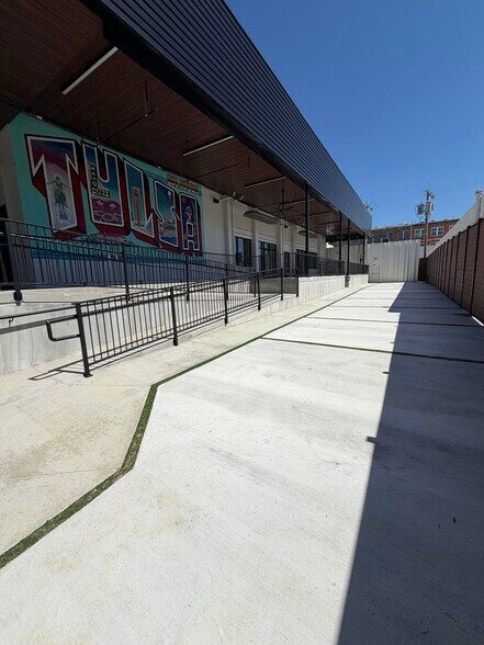 More Photos Of 223 N Boulder Ave, Tulsa General Retail For Lease
