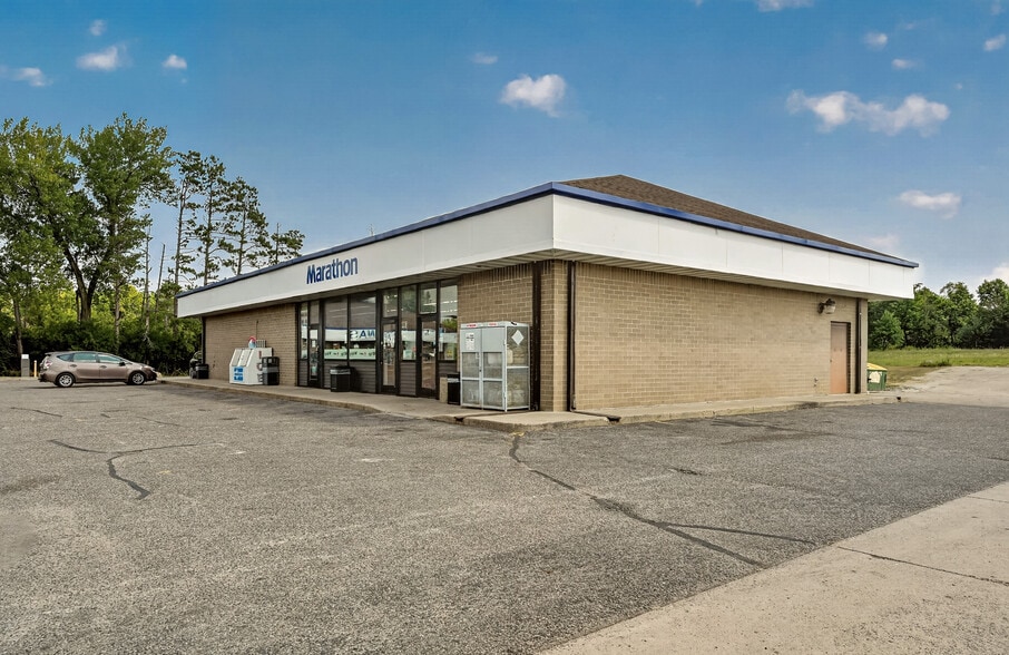 More Photos Of 1103 4th St S, Cannon Falls Truck Stop For Sale