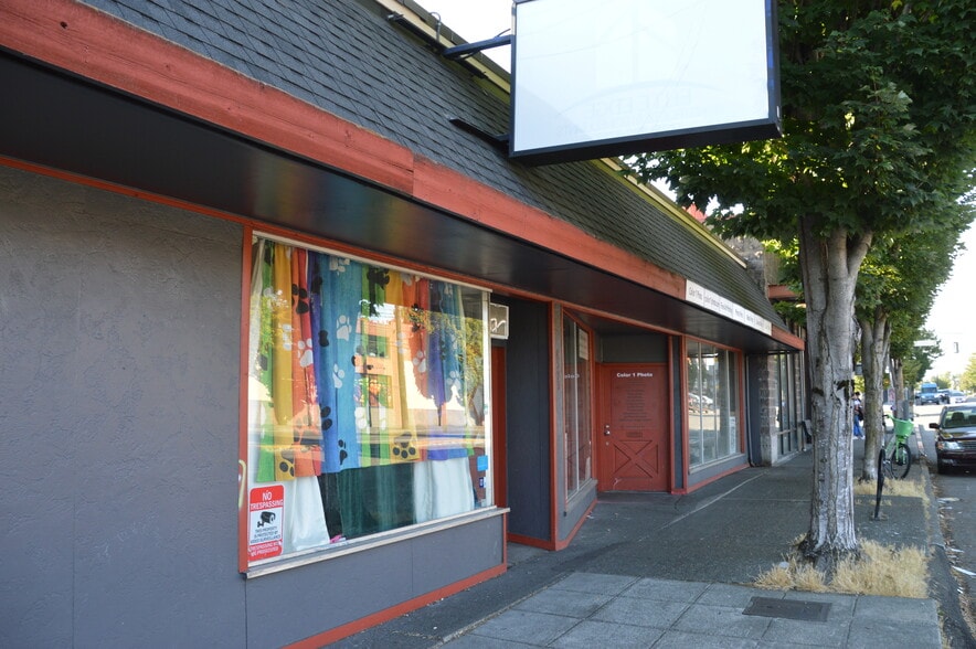 More Photos Of 8337 15th Ave NW, Seattle Storefront Retail Residential For Sale