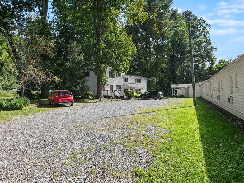 More Photos Of 2474 Soco Rd, Maggie Valley Hotel For Sale