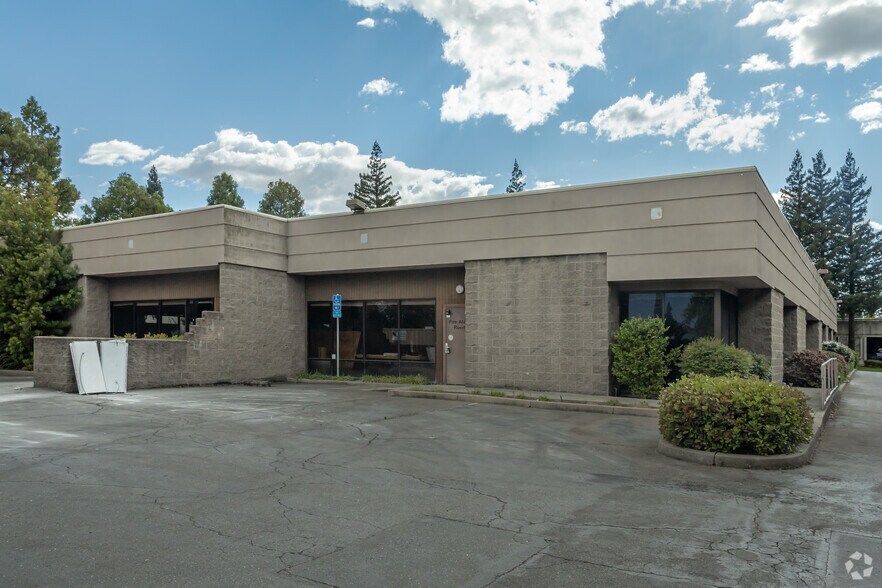 More Photos Of 3017 Gold Canal Dr, Rancho Cordova Medical For Lease