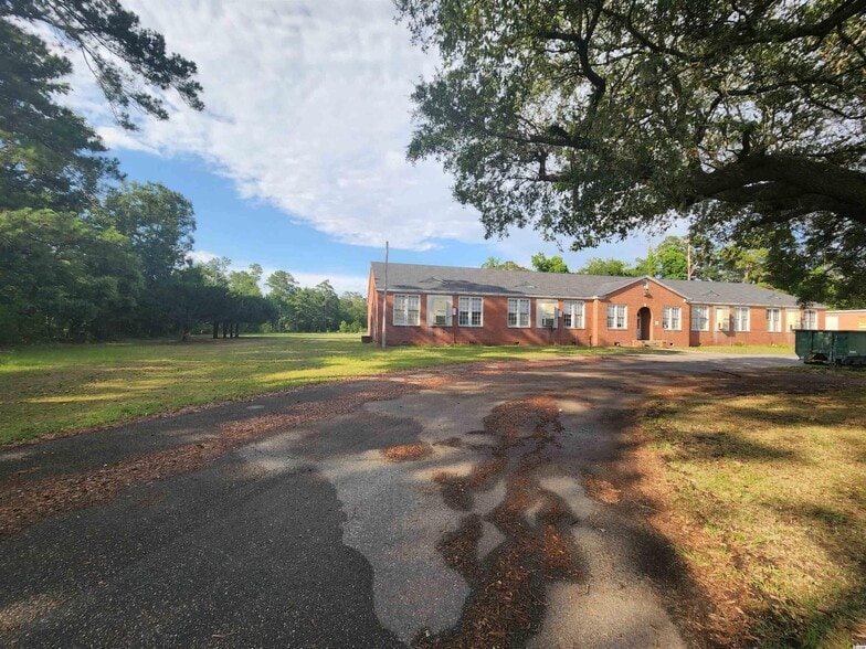 1403 Highway 90, Conway, SC 29526 Flex/R&D For Lease