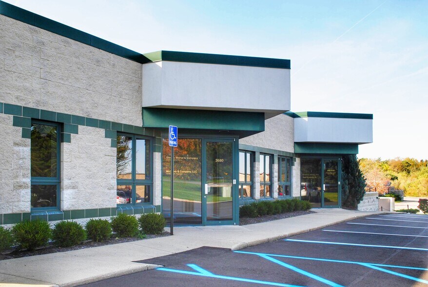 Primary Photo Of 3680-3700 W Liberty Rd, Ann Arbor Medical For Lease