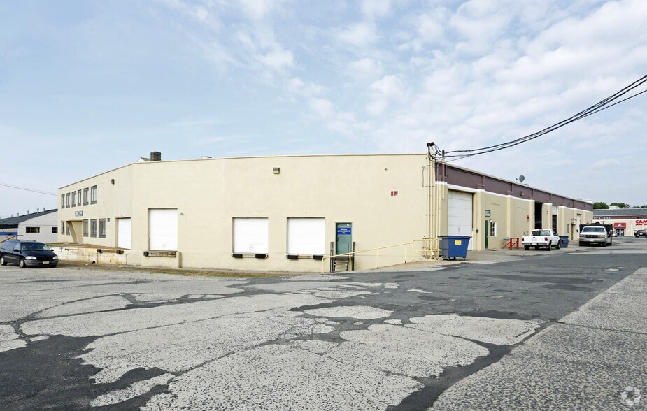 More Photos Of 8 W Chimney Rock Rd, Bridgewater Manufacturing For Lease