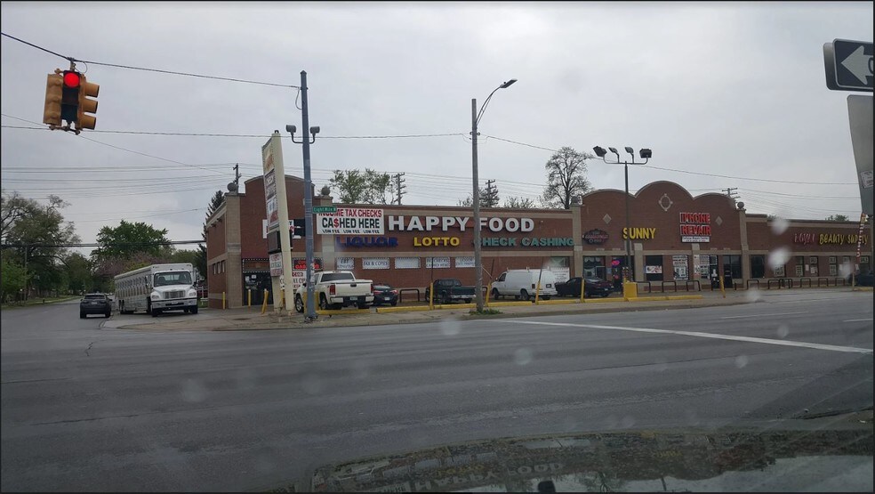 More Photos Of 14601-14649 W 8 Mile Rd, Detroit Storefront Retail Office For Lease
