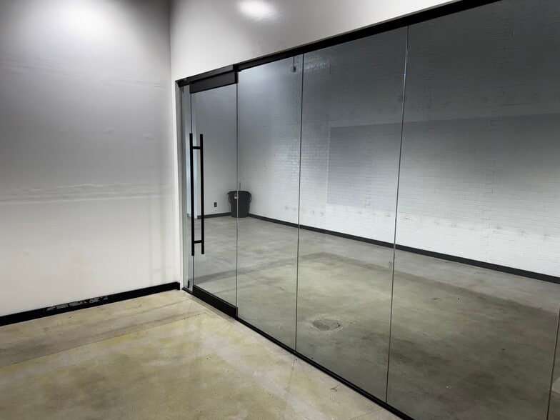 More Photos Of 278 Sunrise Hwy, Rockville Centre Storefront For Lease