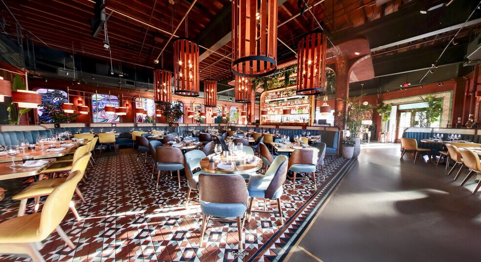 More Photos Of 5556 NE 4th Ct, Miami Restaurant For Lease