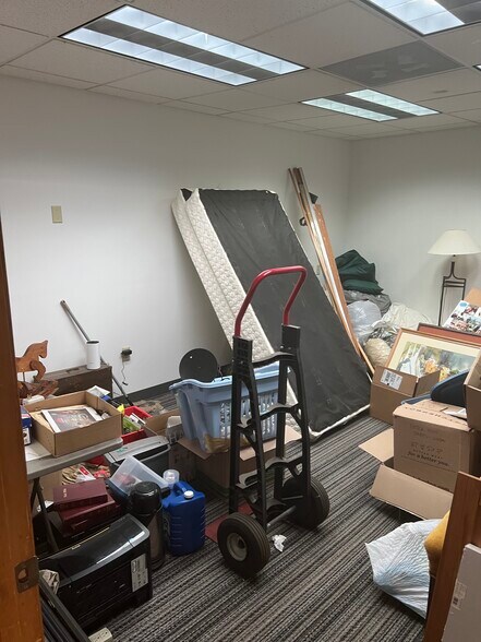 More Photos Of 350 Garfield Ave, Duluth Warehouse For Lease