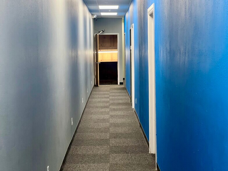 More Photos Of 60 E 100 N, Price Storefront Retail Office For Sale